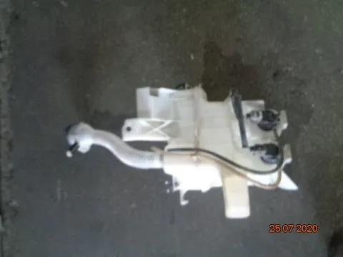 Δοχείο Υαλοκαθαριστήρων για TOYOTA RAV-4 (2006 - 2009) (XA30) Δοχείο Υαλοκαθαριστήρων για TOYOTA RAV-4 (2006 - 2009) (XA30)
