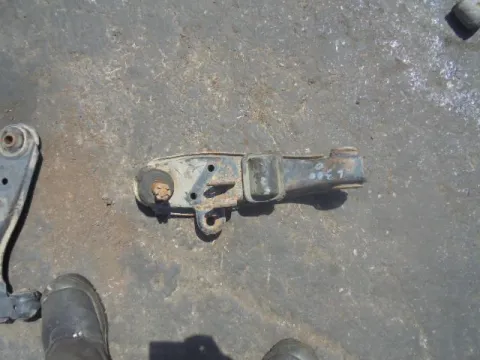 Ψαλίδι Εμπρός Δεξί Κάτω για MITSUBISHI L300 (1987 -) (P) ΠΑΛΕΤΑ 1 *223831* Ψαλίδι Εμπρός Δεξί Κάτω για MITSUBISHI L300 (1987 -) (P) ΠΑΛΕΤΑ 1 *223831*