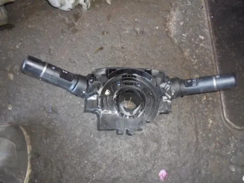 Διακόπτης Φώτων-Φλάς DF7166120B DD για MAZDA 2 (2008 - 2011) (DE) ΤΕΛΑΡΟ *29* Διακόπτης Φώτων-Φλάς DF7166120B DD για MAZDA 2 (2008 - 2011) (DE) ΤΕΛΑΡΟ *29*