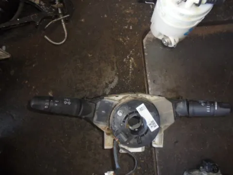 Διακόπτης Φώτων-Φλάς 25560BA016 για NISSAN PRIMERA (2002 - 2007) (P12) Διακόπτης Φώτων-Φλάς 25560BA016 για NISSAN PRIMERA (2002 - 2007) (P12)