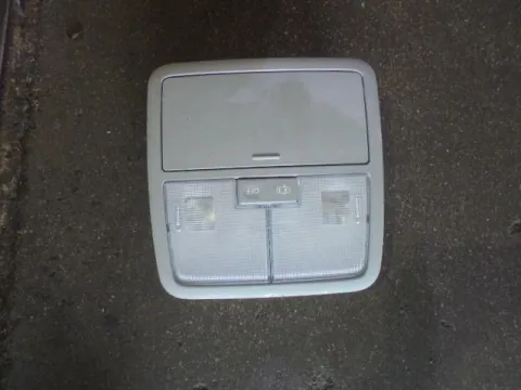 Μπλαφονίερα Οροφής για TOYOTA AVENSIS (2012 - ) ( ) Μπλαφονίερα Οροφής για TOYOTA AVENSIS (2012 - ) ( )