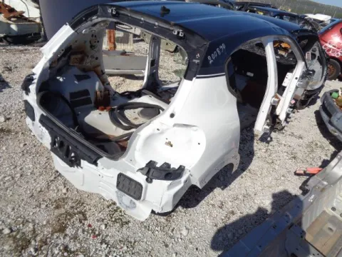 Τροπέτο Αμάξι Κουφάρι Χ. Άξονα για CITROEN C3 (2017 - ) *Δ* Τροπέτο Αμάξι Κουφάρι Χ. Άξονα για CITROEN C3 (2017 - ) *Δ*