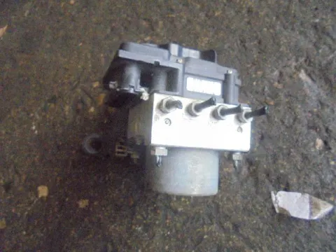 Μονάδα ABS 0265231502 για MITSUBISHI COLT (2005 - 2008 ) (CZ) Μονάδα ABS 0265231502 για MITSUBISHI COLT (2005 - 2008 ) (CZ)