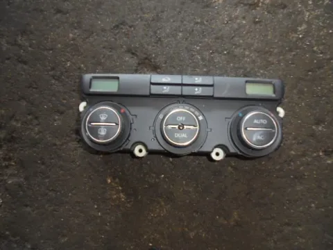 Χειριστήρια Καλοριφέρ για VW GOLF (2004 - 2008) Mk5 (1K1) Χειριστήρια Καλοριφέρ για VW GOLF (2004 - 2008) Mk5 (1K1)