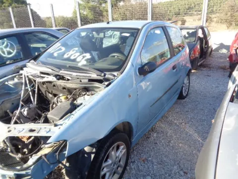 Τροπέτο Αμάξι κουφάρι Μόνο Με Κορμό Χ. Πιστόνια Χ.Σασμάν Με Πίσω Άξονα Ταμπούρα Χ. Ζαντολάστιχα για FIAT PUNTO Sporting (1999 - 2003) (188) Hatchback - 3dr 1200 (188A5.000) Petrol 80 16V *ΔΒ* -  Τροπέτο Αμάξι κουφάρι Μόνο Με Κορμό Χ. Πιστόνια Χ.Σασμάν Με Πίσω Άξονα Ταμπούρα Χ. Ζαντολάστιχα για FIAT PUNTO Sporting (1999 - 2003) (188) Hatchback - 3dr 1200 (188A5.000) Petrol 80 16V *ΔΒ* -