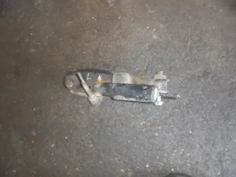 Ψαλίδι Εμπρός Αριστερό Κάτω για TOYOTA HI-LUX (1992 - 1997) (YN85 -110) Παλέτα 1 *223304* Ψαλίδι Εμπρός Αριστερό Κάτω για TOYOTA HI-LUX (1992 - 1997) (YN85 -110) Παλέτα 1 *223304*