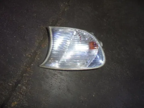 Φλας Εμπρός Αριστερό για BMW 3 Series (1999 - 2003) (E46) (1999 - 2003) Coupe - 2dr Φλας Εμπρός Αριστερό για BMW 3 Series (1999 - 2003) (E46) (1999 - 2003) Coupe - 2dr
