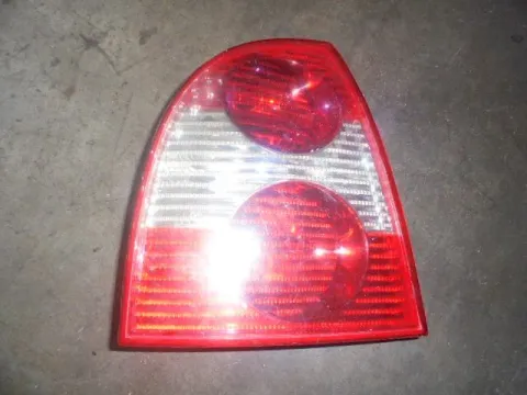 Φανάρι Πίσω Αριστερό για VW PASSAT (2000 - 2005) (3B3) Sedan - 4dr Φανάρι Πίσω Αριστερό για VW PASSAT (2000 - 2005) (3B3) Sedan - 4dr