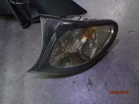 Φλας Εμπρός Αριστερό για BMW 3 Series (2003 - 2005)((E46 F-L) (2002 - 2005) Sedan - 4dr Φλας Εμπρός Αριστερό για BMW 3 Series (2003 - 2005)((E46 F-L) (2002 - 2005) Sedan - 4dr
