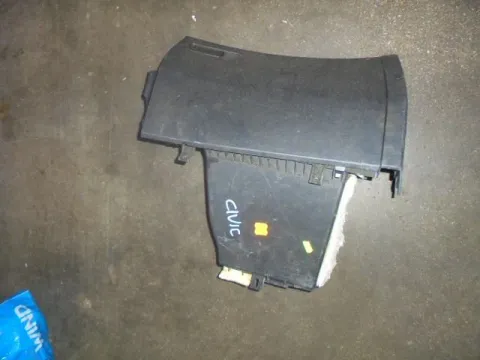 Ντουλαπάκι για HONDA CIVIC (2006 - 2009) (FD - K - N) Hatchback - 3dr , Hatchback - 5dr *Γ* Ντουλαπάκι για HONDA CIVIC (2006 - 2009) (FD - K - N) Hatchback - 3dr , Hatchback - 5dr *Γ*