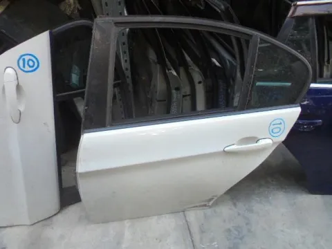 Πόρτα Πίσω Αριστερή Λιγο Χτυπημενη για BMW 3 Series (2005 - 2008) (E90-1-2-3) (E90) Sedan - 4dr Πόρτα Πίσω Αριστερή Λιγο Χτυπημενη για BMW 3 Series (2005 - 2008) (E90-1-2-3) (E90) Sedan - 4dr