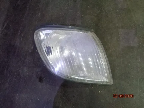 Φλας Εμπρός Δεξιό για HYUNDAI H-1 STAREX (2001 - 2007) Mini Van , (2008 -) Van Φλας Εμπρός Δεξιό για HYUNDAI H-1 STAREX (2001 - 2007) Mini Van , (2008 -) Van