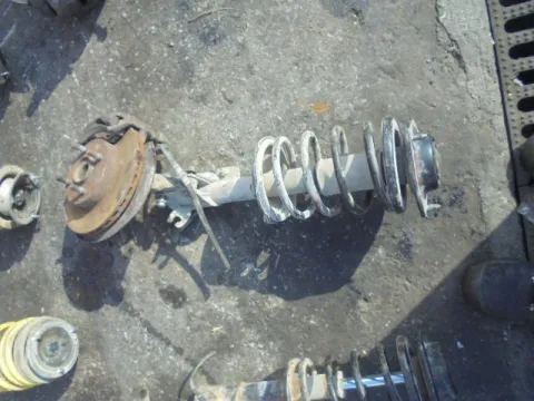 Άκρο Πλήρες Εμπρός Αριστερό για MITSUBISHI CARISMA (1996 - 1999) (DA) Άκρο Πλήρες Εμπρός Αριστερό για MITSUBISHI CARISMA (1996 - 1999) (DA)