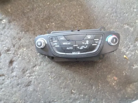 Χειριστήρια Καλοριφέρ Με Κλίμα 18C612 για FORD FOCUS (2014 - ) ΤΕΛΑΡΟ 4*253844 Χειριστήρια Καλοριφέρ Με Κλίμα 18C612 για FORD FOCUS (2014 - ) ΤΕΛΑΡΟ 4*253844