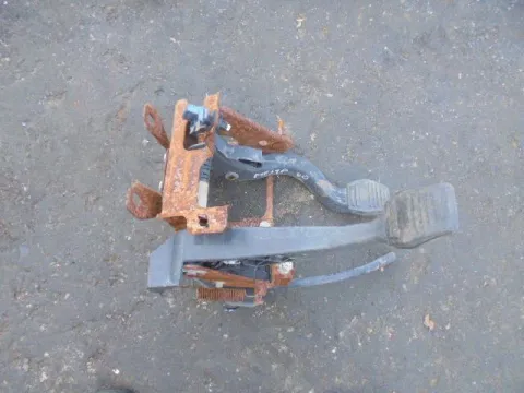 Σετ Πεταλιέρα για FORD FIESTA (1999 - 2002) Mk4b *ΔΒ* Σετ Πεταλιέρα για FORD FIESTA (1999 - 2002) Mk4b *ΔΒ*