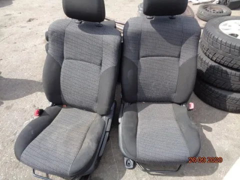 Σετ Σαλόνι για TOYOTA AVENSIS (2012 - ) ( ) Sedan - 4dr Σετ Σαλόνι για TOYOTA AVENSIS (2012 - ) ( ) Sedan - 4dr