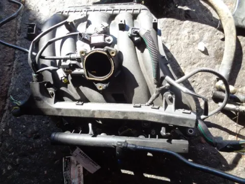 Πολλαπλή Εισαγωγής για CITROEN C5 (2001 - 2004) (DC) 2000 RFN (EW10J4) Petrol 136 16V *ΔΒ* ΠΑΛΕΤΑ 2 *211250* Πολλαπλή Εισαγωγής για CITROEN C5 (2001 - 2004) (DC) 2000 RFN (EW10J4) Petrol 136 16V *ΔΒ* ΠΑΛΕΤΑ 2 *211250*