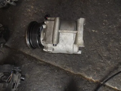 Συμπιεστής A-C (Κομπρέσορας) για FORD FIESTA (2006 - 2008) Mk5b Συμπιεστής A-C (Κομπρέσορας) για FORD FIESTA (2006 - 2008) Mk5b