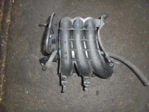 Πολλαπλή Εισαγωγής Πλαστική για MITSUBISHI COLT (2005 - 2008 ) (CZ) 1100 3A91 petrol 75 *ΔΒ* ΠΑΛΕΤΑ 2 *211250* Πολλαπλή Εισαγωγής Πλαστική για MITSUBISHI COLT (2005 - 2008 ) (CZ) 1100 3A91 petrol 75 *ΔΒ* ΠΑΛΕΤΑ 2 *211250*