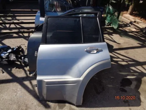 Πόρτα Πίσω Αριστερή για MITSUBISHI PAJERO (2003 - 2006) (V70)  *Ε* Πόρτα Πίσω Αριστερή για MITSUBISHI PAJERO (2003 - 2006) (V70)  *Ε*