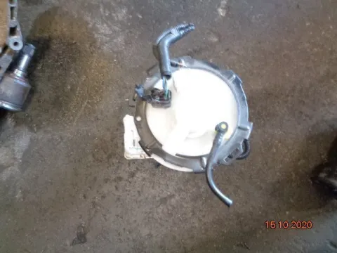 Αντλία Καυσίμου (Τρόμπα Βενζίνης) για TOYOTA C-HR (2017 - 2019) Αντλία Καυσίμου (Τρόμπα Βενζίνης) για TOYOTA C-HR (2017 - 2019)
