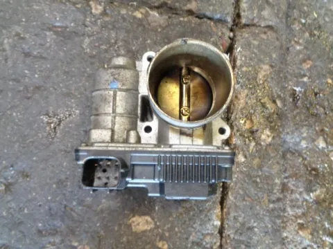 Σώμα Πεταλούδας για NISSAN ALMERA (2000 - 2002) (N16) , (2002 - 2006) (N16) Σώμα Πεταλούδας για NISSAN ALMERA (2000 - 2002) (N16) , (2002 - 2006) (N16)