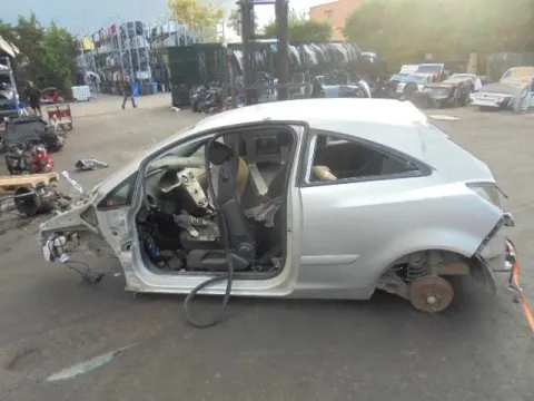 Τροπέτο Αμάξι κομπλέ Με Πίσω Άξονα Ταμπούρα -ABS για OPEL CORSA (2006 - 2011) D Hatchback - 3dr *ΔΒ* - 