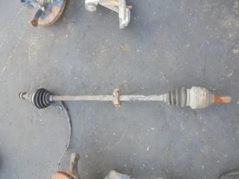 Ημιαξόνιο Εμπρός Δεξί για OPEL VECTRA (1996 - 1998) B Ημιαξόνιο Εμπρός Δεξί για OPEL VECTRA (1996 - 1998) B