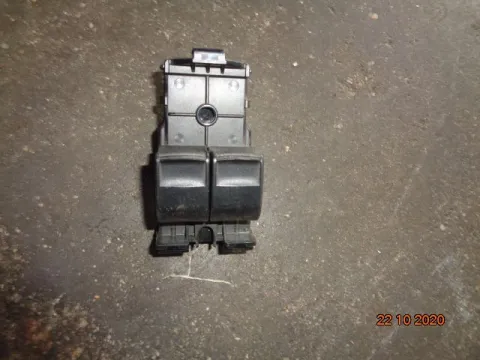 Διακόπτης Παραθύρων Κεντρικός Αριστερής 2ΠΛΟΣ για TOYOTA AYGO (2014 - 2017)