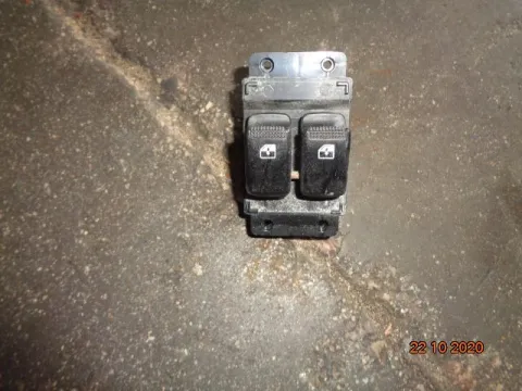 Διακόπτης Παραθύρων Κεντρικός Αριστερής 2ΠΛΟΣ για HYUNDAI i10 (2008 - 2011)