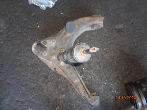 Ψαλίδι Εμπρός Δεξί Κάτω για MITSUBISHI PAJERO (1991 - 1997) (V40) 4*4 ΠΑΛΕΤΑ 1 *223831* Ψαλίδι Εμπρός Δεξί Κάτω για MITSUBISHI PAJERO (1991 - 1997) (V40) 4*4 ΠΑΛΕΤΑ 1 *223831*