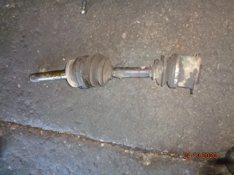 Ημιαξόνιο Εμπρός Δεξί για MITSUBISHI PAJERO (1991 - 1997) (V40) 4*4 Ημιαξόνιο Εμπρός Δεξί για MITSUBISHI PAJERO (1991 - 1997) (V40) 4*4