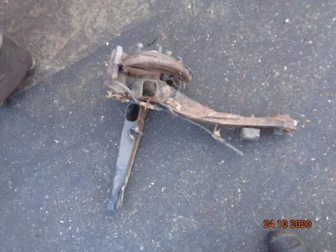 Άκρο Πίσω Αριστερό Με Δισκόπλακα Με ABS για MITSUBISHI CARISMA (1999 - 2004) (DA) *ΔΒ* Άκρο Πίσω Αριστερό Με Δισκόπλακα Με ABS για MITSUBISHI CARISMA (1999 - 2004) (DA) *ΔΒ*