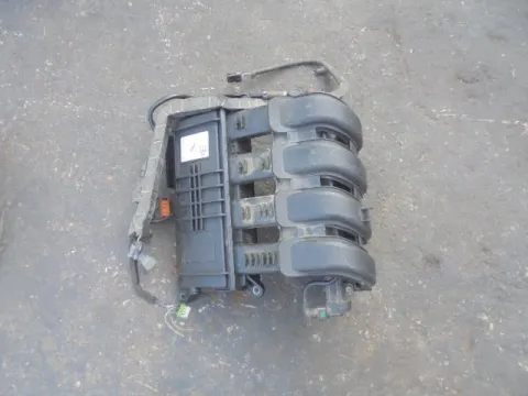Πολλαπλή Εισαγωγής Πλαστική 8200123925 για RENAULT CLIO (2001 - 2005) (BB_) (CB_) 1200 (D4F 712)(D4F 714)(D4F 722) Pet 75 16valve *ΔΒ* ΠΑΛΕΤΑ 1 *207781* Πολλαπλή Εισαγωγής Πλαστική 8200123925 για RENAULT CLIO (2001 - 2005) (BB_) (CB_) 1200 (D4F 712)(D4F 714)(D4F 722) Pet 75 16valve *ΔΒ* ΠΑΛΕΤΑ 1 *207781*
