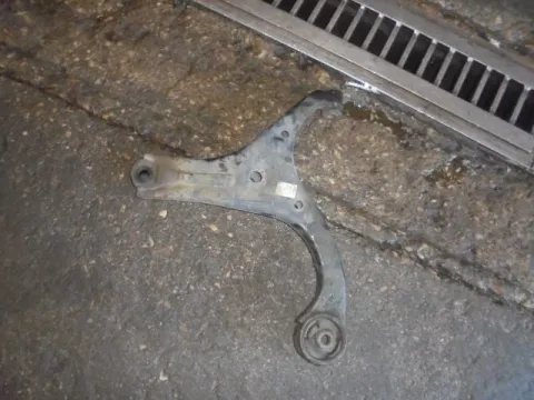 Ψαλίδι Εμπρός Δεξί για HYUNDAI i30 (2007 - 2012) ΠΑΛΕΤΑ 2 *223977* Ψαλίδι Εμπρός Δεξί για HYUNDAI i30 (2007 - 2012) ΠΑΛΕΤΑ 2 *223977*