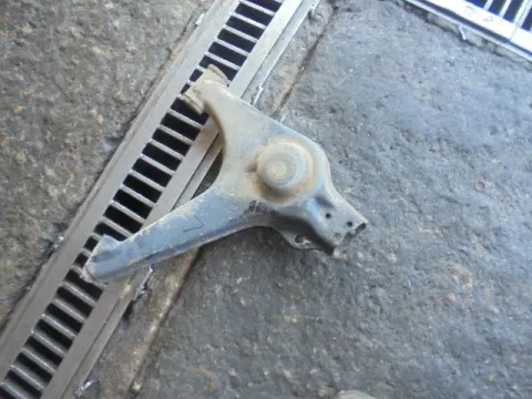 Ψαλίδι Εμπρός Αριστερό για FORD TRANSIT (1995 - 2000) (EA_) ΠΑΛΕΤΑ 1 *223962*