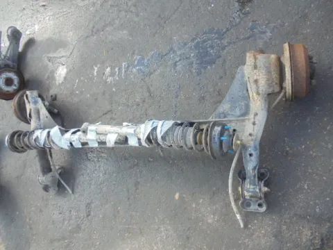 Πίσω Άξονας Ταμπούρα για FORD ESCORT (1986 - 1990) MK4 *ΔΒ* Πίσω Άξονας Ταμπούρα για FORD ESCORT (1986 - 1990) MK4 *ΔΒ*