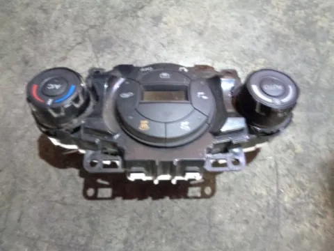 Χειριστήρια Καλοριφέρ για FORD FIESTA (2012 - 2017) Mk7 Χειριστήρια Καλοριφέρ για FORD FIESTA (2012 - 2017) Mk7
