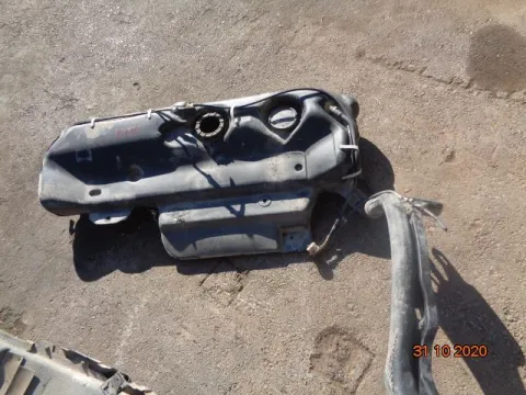 Δεξαμενή Καυσίμου (Ρεζερβουάρ) για PEUGEOT 106 (1996 - 2003) *ΔΒ* Δεξαμενή Καυσίμου (Ρεζερβουάρ) για PEUGEOT 106 (1996 - 2003) *ΔΒ*