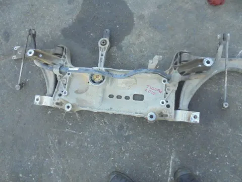 Γέφυρα Εμπρός Οριζόντια για VW TIGUAN (2008 - 2012) (5N) *ΔΒ* ΠΑΛΕΤΑ 191 *208765* Γέφυρα Εμπρός Οριζόντια για VW TIGUAN (2008 - 2012) (5N) *ΔΒ* ΠΑΛΕΤΑ 191 *208765*