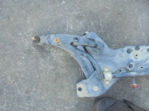 Ψαλίδι Εμπρός Αριστερό για MITSUBISHI COLT (2005 - 2008 ) (CZ) *ΔΒ* ΠΑΛΕΤΑ 225 *212571* Ψαλίδι Εμπρός Αριστερό για MITSUBISHI COLT (2005 - 2008 ) (CZ) *ΔΒ* ΠΑΛΕΤΑ 225 *212571*