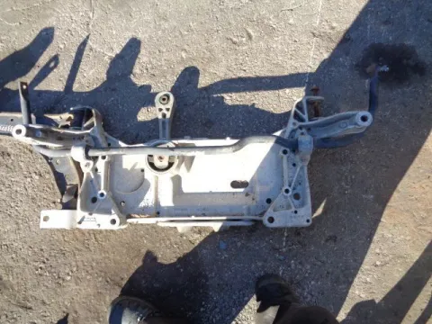 Γέφυρα Εμπρός  για VW GOLF (2004 - 2008) Mk5 (1K1) *ΔΒ* ΠΑΛΕΤΑ 191 *208765* Γέφυρα Εμπρός  για VW GOLF (2004 - 2008) Mk5 (1K1) *ΔΒ* ΠΑΛΕΤΑ 191 *208765*