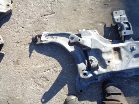 Ψαλίδι Εμπρός Αριστερό για TOYOTA YARIS (2009 - 2012) (XP90) *ΔΒ* ΠΑΛΕΤΑ 189 *208763* Ψαλίδι Εμπρός Αριστερό για TOYOTA YARIS (2009 - 2012) (XP90) *ΔΒ* ΠΑΛΕΤΑ 189 *208763*