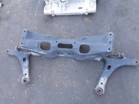 Γέφυρα Εμπρός  για SUBARU IMPREZA (2000 - 2002) *ΔΒ* ΠΑΛΕΤΑ 244 *221813* Γέφυρα Εμπρός  για SUBARU IMPREZA (2000 - 2002) *ΔΒ* ΠΑΛΕΤΑ 244 *221813*