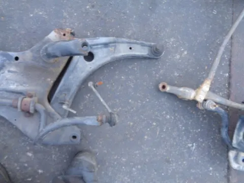 Ψαλίδι Εμπρός Δεξί για MITSUBISHI LANCER (2008 - ) (CX-CY) *ΔΒ* ΠΑΛΕΤΑ 225 *212571* Ψαλίδι Εμπρός Δεξί για MITSUBISHI LANCER (2008 - ) (CX-CY) *ΔΒ* ΠΑΛΕΤΑ 225 *212571*
