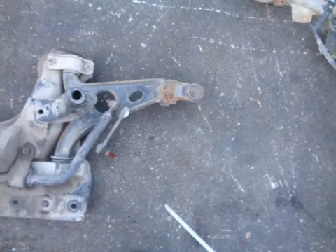 Ψαλίδι Εμπρός Δεξί για ALFA ROMEO 156 (2003 - 2006) (932) *ΔΒ* ΠΑΛΕΤΑ 179 *208288* Ψαλίδι Εμπρός Δεξί για ALFA ROMEO 156 (2003 - 2006) (932) *ΔΒ* ΠΑΛΕΤΑ 179 *208288*