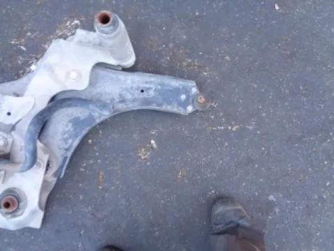 Ψαλίδι Εμπρός Δεξί για RENAULT MEGANE (2008 - 2012) (KZ_) (BZ_) *ΔΒ* ΠΑΛΕΤΑ 187 *208761* Ψαλίδι Εμπρός Δεξί για RENAULT MEGANE (2008 - 2012) (KZ_) (BZ_) *ΔΒ* ΠΑΛΕΤΑ 187 *208761*
