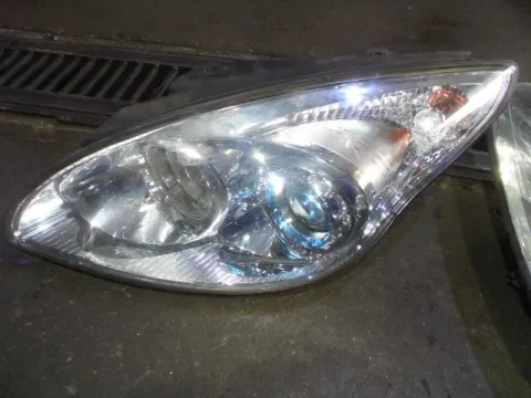 Φανάρι Εμπρός Αριστερό (Νίκελ Φόντο) για HYUNDAI i30 (2007 - 2012)