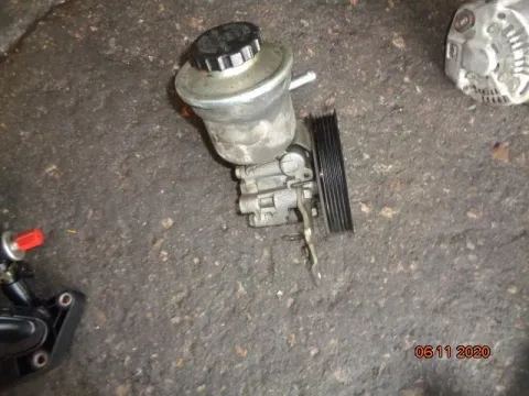 Αντλία Υδραυλικού Τιμονιού Μεταχειρισμένος για DAIHATSU TERIOS (2006 - 2009) (J200) Αντλία Υδραυλικού Τιμονιού Μεταχειρισμένος για DAIHATSU TERIOS (2006 - 2009) (J200)