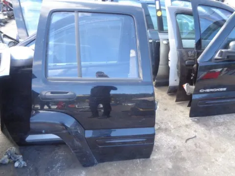 Πόρτα Πίσω Δεξιά για JEEP CHEROKEE (2002 -2005) (KJ) SUV- ΕΚΤΟΣ ΔΡΟΜΟΥ - 5dr *Γ* Πόρτα Πίσω Δεξιά για JEEP CHEROKEE (2002 -2005) (KJ) SUV- ΕΚΤΟΣ ΔΡΟΜΟΥ - 5dr *Γ*